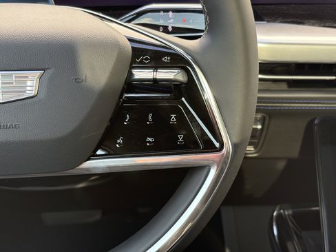 New 2026 Cadillac Escalade IQ Sport 1 w/ LPO, Floor Liner Package image 21