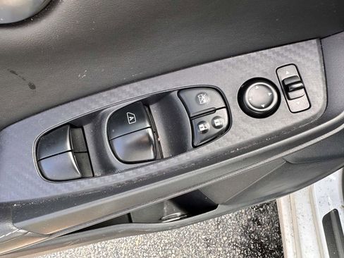 Used 2023 Nissan Sentra SV w/ All-Weather Package FWD image 9