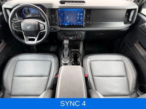 Used 2023 Ford Bronco Everglades image 23