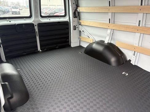 Used 2024 Chevrolet Express 2500 w/ Driver Convenience Package image 13