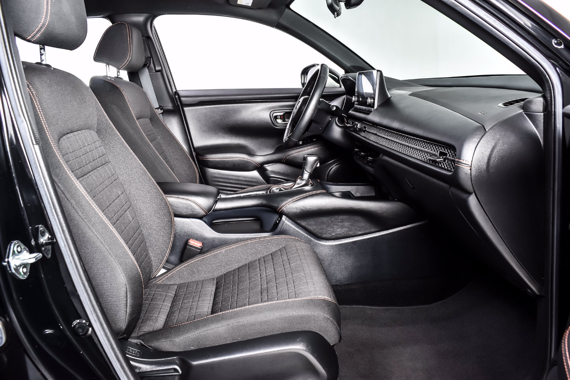Used 2024 Honda HR-V Sport image 23