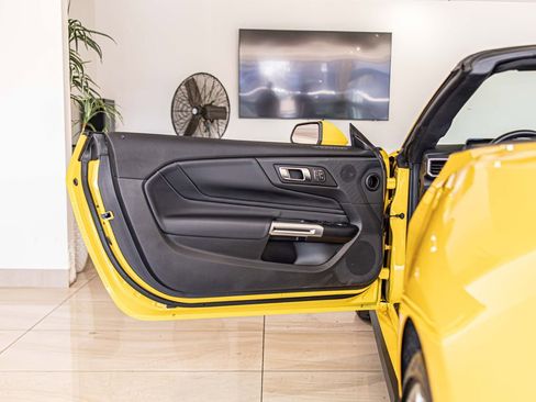 Used 2024 Ford Mustang GT Premium image 30