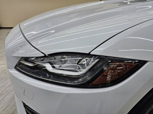 Used 2018 Jaguar F-PACE R-Sport AWD/4WD image 10