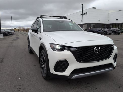 Certified 2025 MAZDA CX-70 Plug-In Hybrid w/ Premium Plus image 1