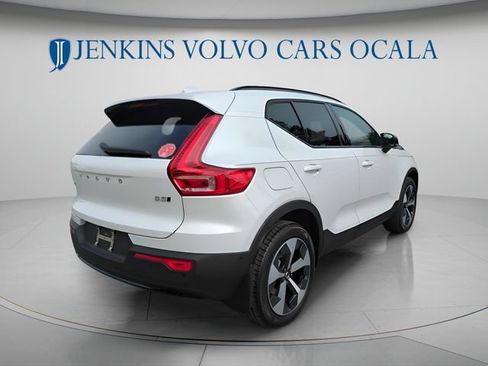 New 2026 Volvo XC40 B5 Plus w/ Protection Package Premier AWD/4WD image 4