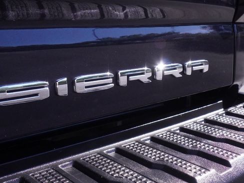 Used 2024 GMC Sierra 3500 Denali Ultimate AWD/4WD image 43