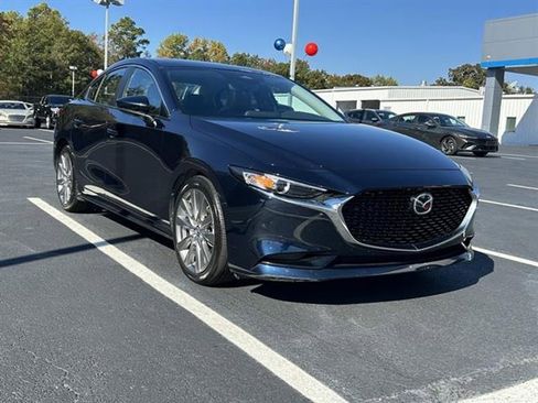 Used 2024 MAZDA MAZDA3 s image 4