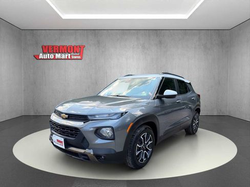 Used 2021 Chevrolet TrailBlazer ACTIV w/ Sun and Liftgate Package AWD/4WD image 3