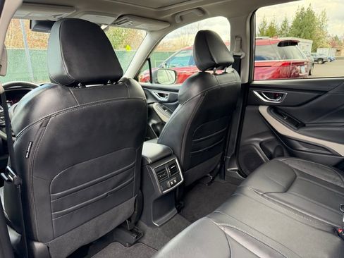 Used 2024 Subaru Forester Limited AWD/4WD image 31