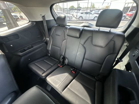 Certified 2022 Kia Telluride EX w/ EX Premium Package image 27