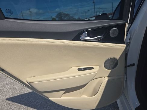 Used 2023 Kia Stinger GT-Line w/ Sun & Sound Package image 19