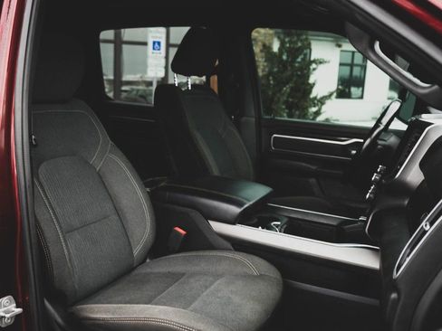 Used 2019 RAM 1500 Big Horn image 29