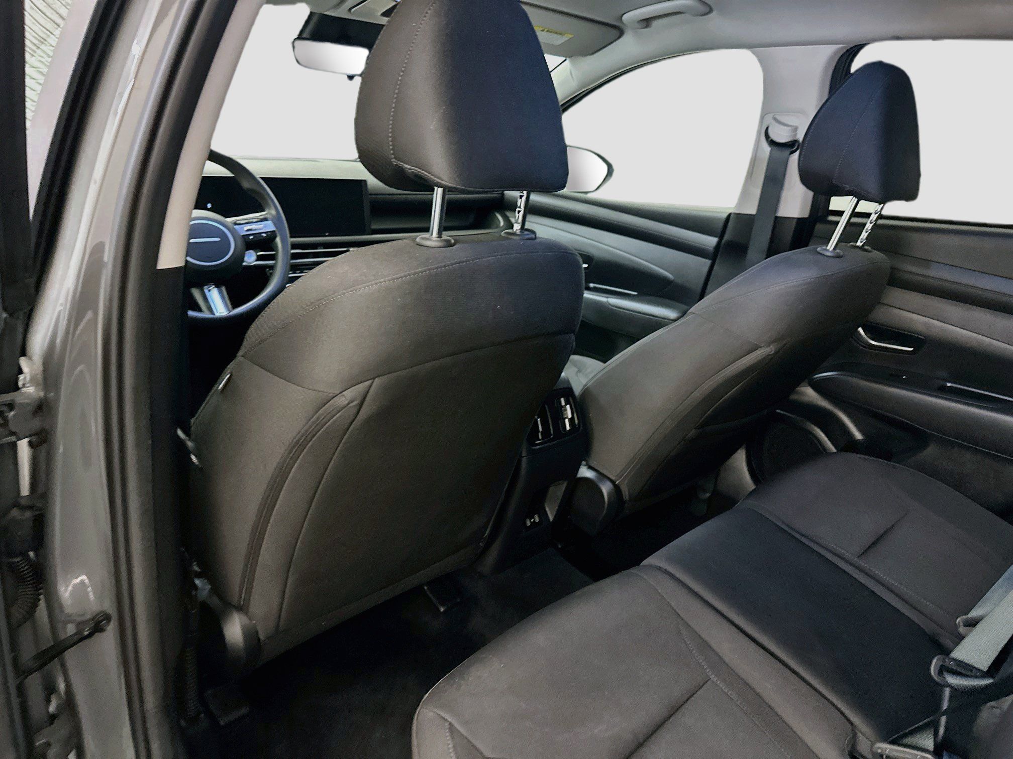 Used 2025 Hyundai Tucson SEL AWD/4WD image 27