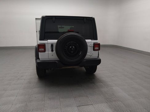 Used 2019 Jeep Wrangler Unlimited Sport S image 6