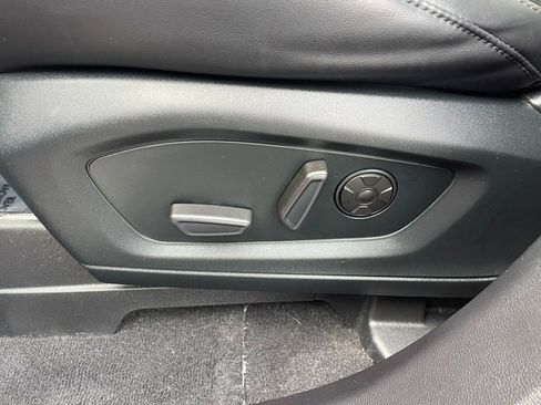 Certified 2021 Ford Explorer Platinum w/ Equipment Group 601A image 15