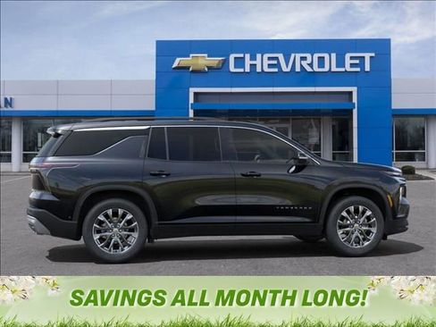 New 2025 Chevrolet Traverse LT w/ Sun and Wheel Package image 5