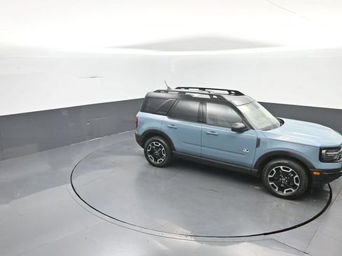 Certified 2022 Ford Bronco Sport Outer Banks w/ Tech Package AWD/4WD image 23