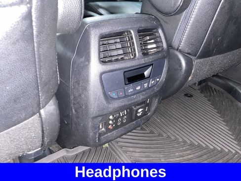 Used 2017 Honda Pilot Touring image 14