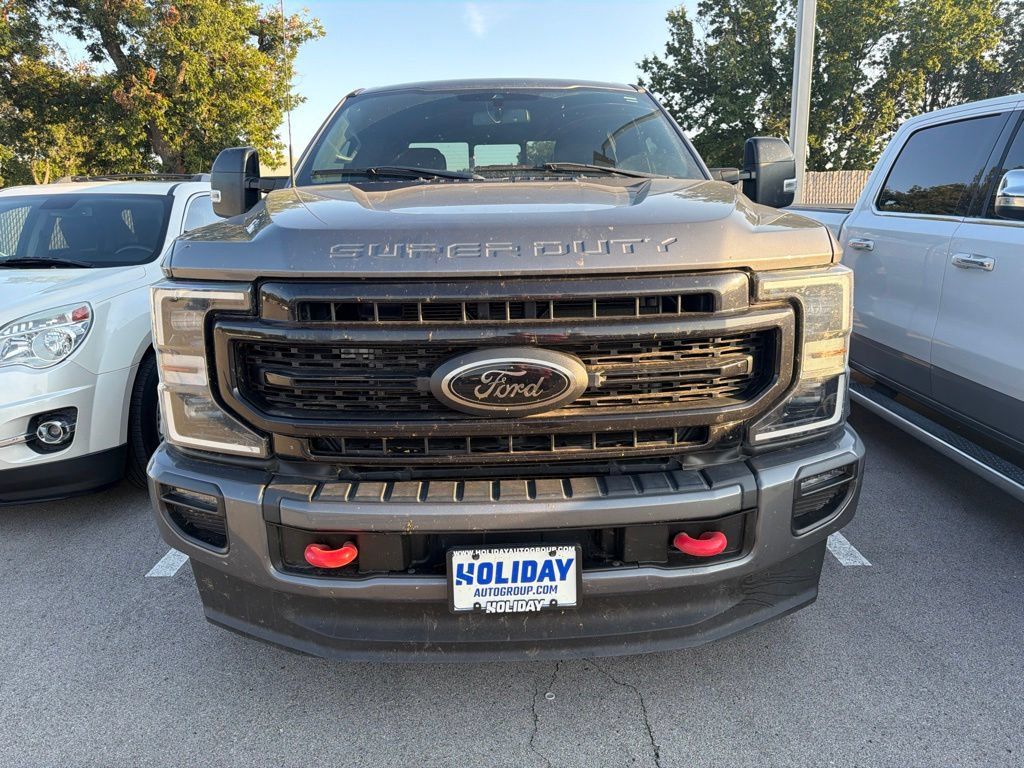 Used 2022 Ford F250 Lariat w/ Black Appearance Package AWD/4WD image 2