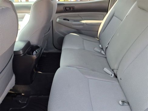 Used 2015 Toyota Tacoma 4x4 Double Cab w/ TRD Sport Package image 11