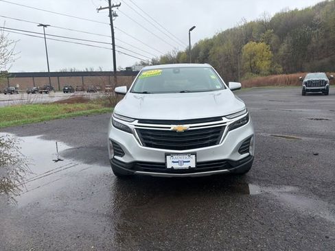 Used 2022 Chevrolet Equinox LT w/ Driver Convenience Package AWD/4WD image 8