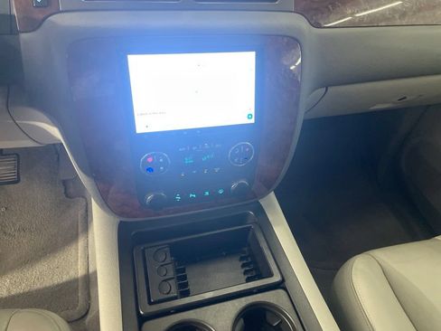 Used 2008 Chevrolet Avalanche LT w/ LT Preferred Equipment Group RWD image 14