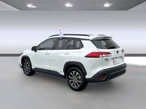 Certified 2023 Toyota Corolla Cross AWD Hybrid image 3