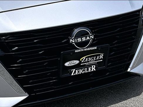 Used 2024 Nissan Altima 2.5 SV FWD image 29