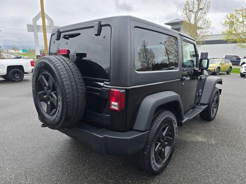 Used 2009 Jeep Wrangler X AWD/4WD image 3