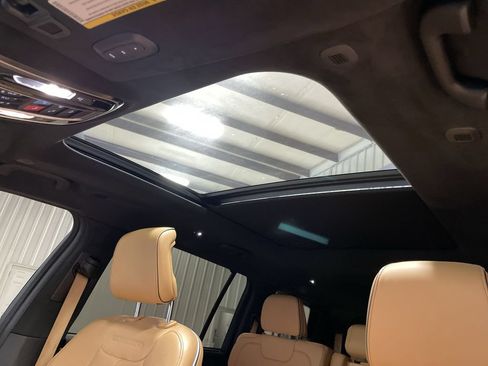 Used 2022 Jeep Grand Cherokee L Summit AWD/4WD image 24