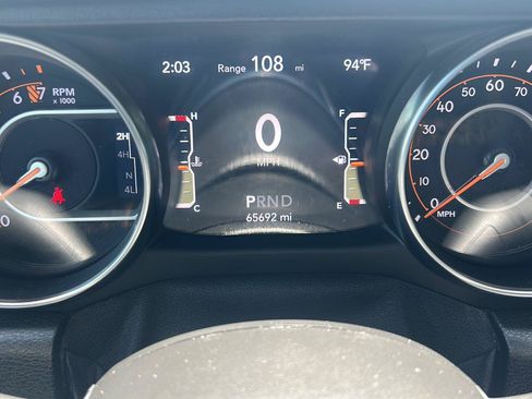 Used 2021 Jeep Gladiator Overland AWD/4WD image 15