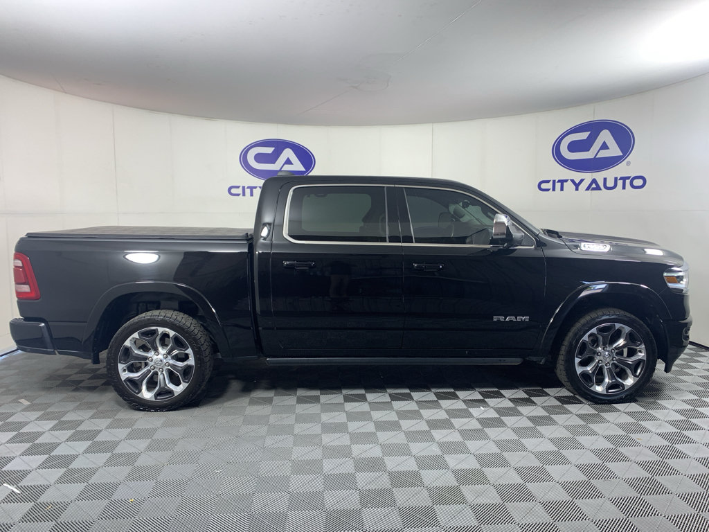 Used 2024 RAM 1500 Limited AWD/4WD image 2