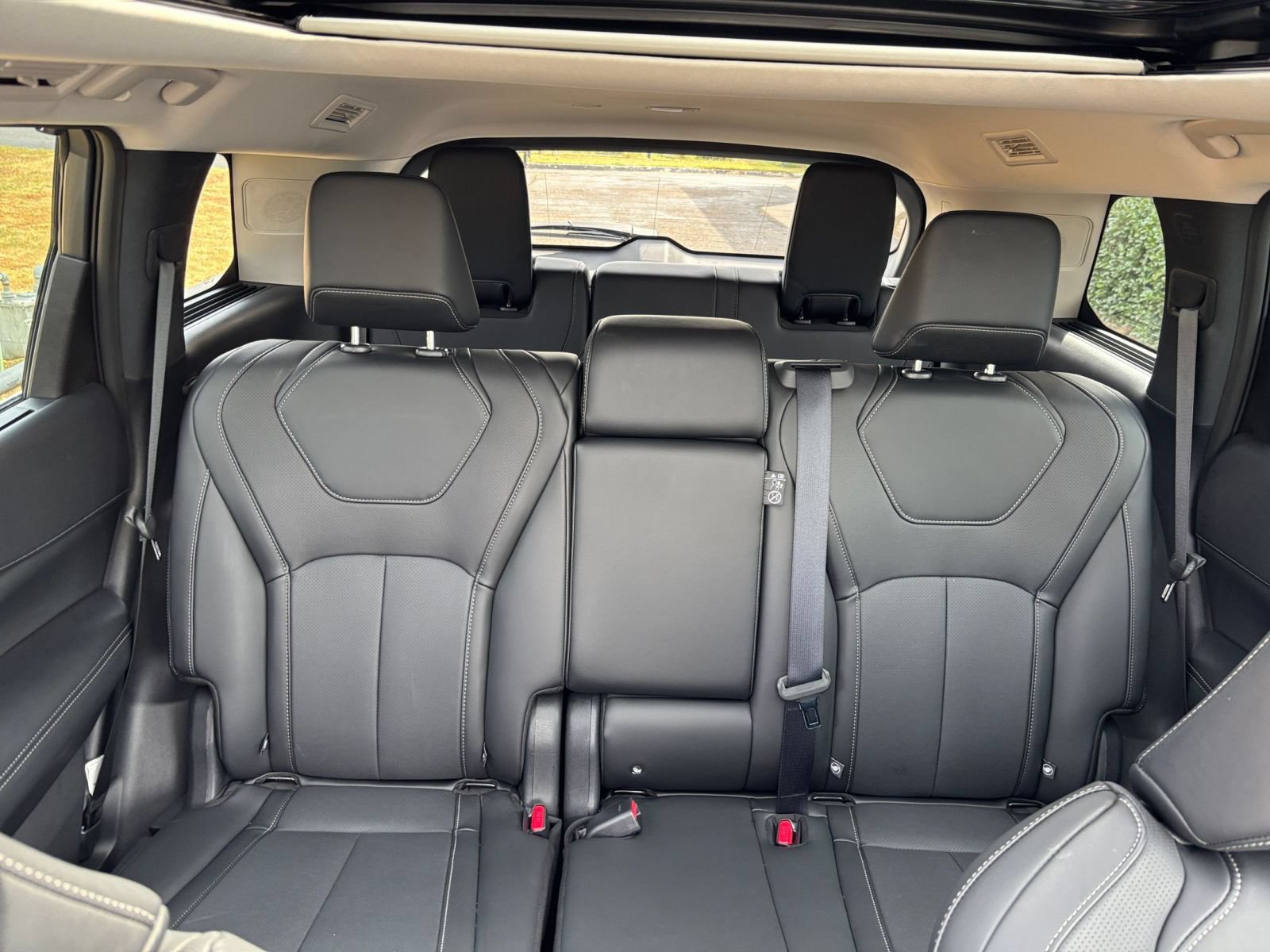Used 2026 INFINITI QX60 Luxe FWD image 42