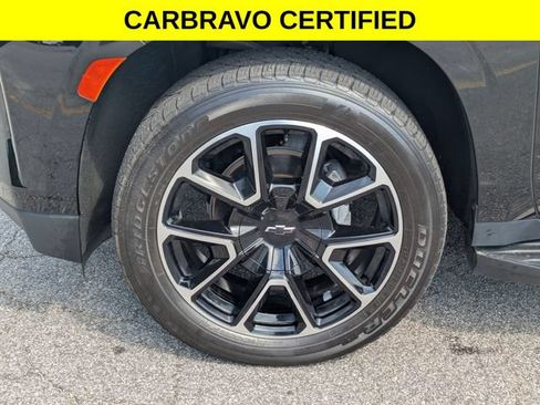 Certified 2023 Chevrolet Suburban RST w/ Sport Performance Package AWD/4WD image 7