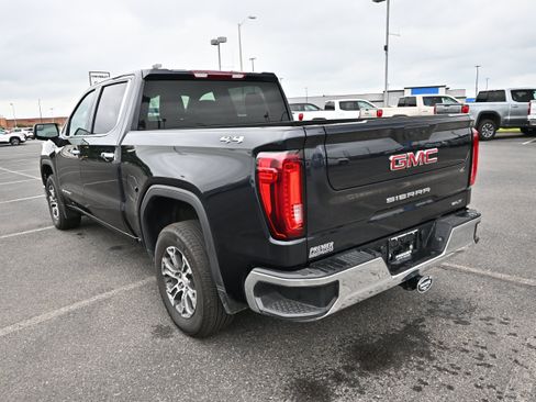 Used 2026 GMC Sierra 1500 SLT AWD/4WD image 6