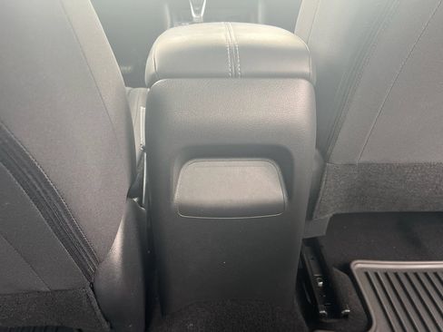 Used 2025 Nissan Sentra S FWD image 31