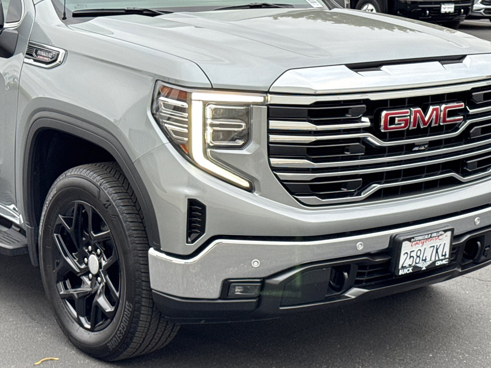 Certified 2026 GMC Sierra 1500 SLT w/ SLT Premium Plus Package AWD/4WD image 5