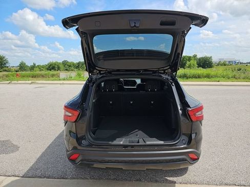 New 2026 Chevrolet Trax RS w/ Driver Confidence Package FWD image 25