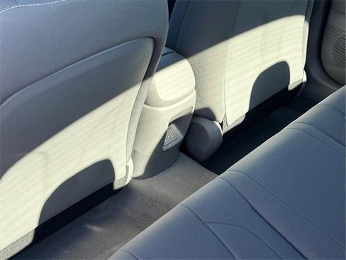 New 2026 Hyundai Elantra Sport image 16