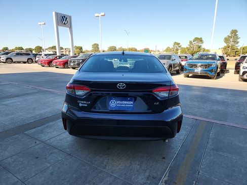 Used 2024 Toyota Corolla LE image 6