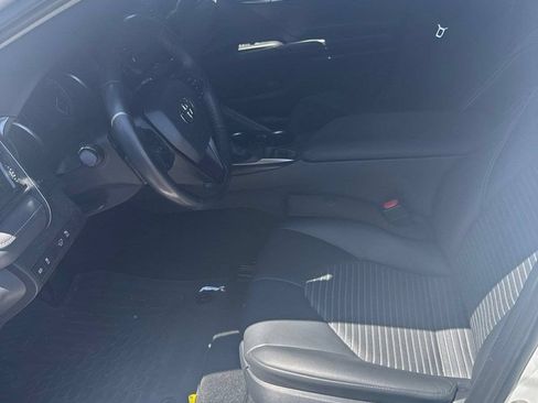 Used 2023 Toyota Camry SE w/ Protection Package (Q2) (TMS) FWD image 10