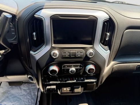 Used 2020 GMC Sierra 1500 Elevation w/ Elevation Value Package AWD/4WD image 12