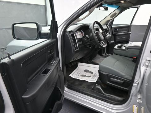 Used 2017 RAM 1500 Tradesman w/ Popular Equipment Group image 39