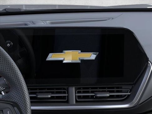 New 2026 Chevrolet Trax RS w/ Sunroof Package FWD image 20