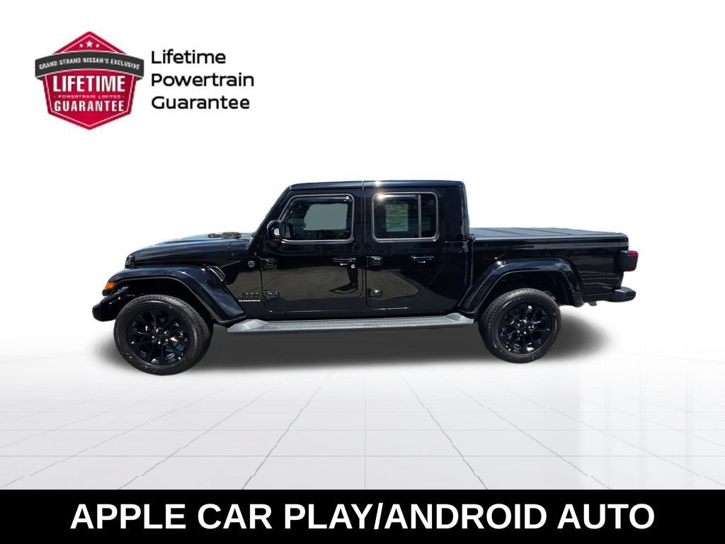 Used 2023 Jeep Gladiator Overland AWD/4WD image 2