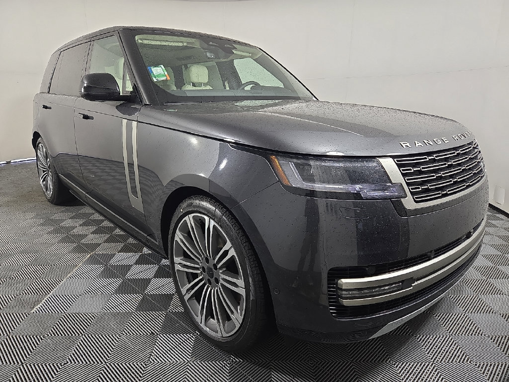 New 2026 Land Rover Range Rover Long Wheelbase SE AWD/4WD image 4