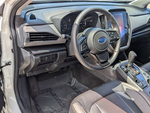 Used 2025 Subaru Crosstrek 2.5i Limited w/ Crosstrek Mirror Package AWD/4WD image 13