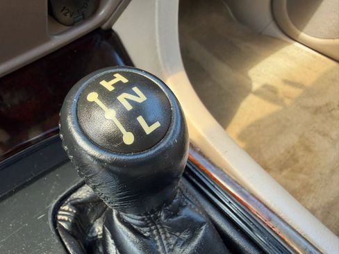 Used 2002 Toyota Land Cruiser AWD/4WD image 19