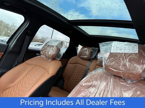New 2026 Kia Sportage X-Line w/ X-Line Technology Package AWD/4WD image 13