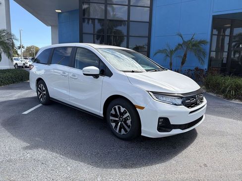 New 2026 Honda Odyssey EX-L image 2